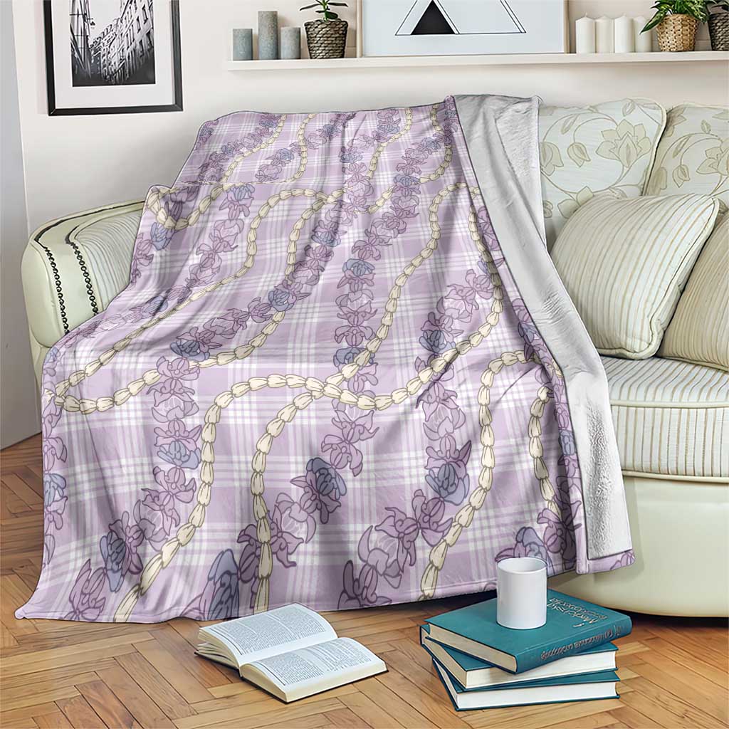 Pua Kalaunu Lei Blanket Palaka Pattern