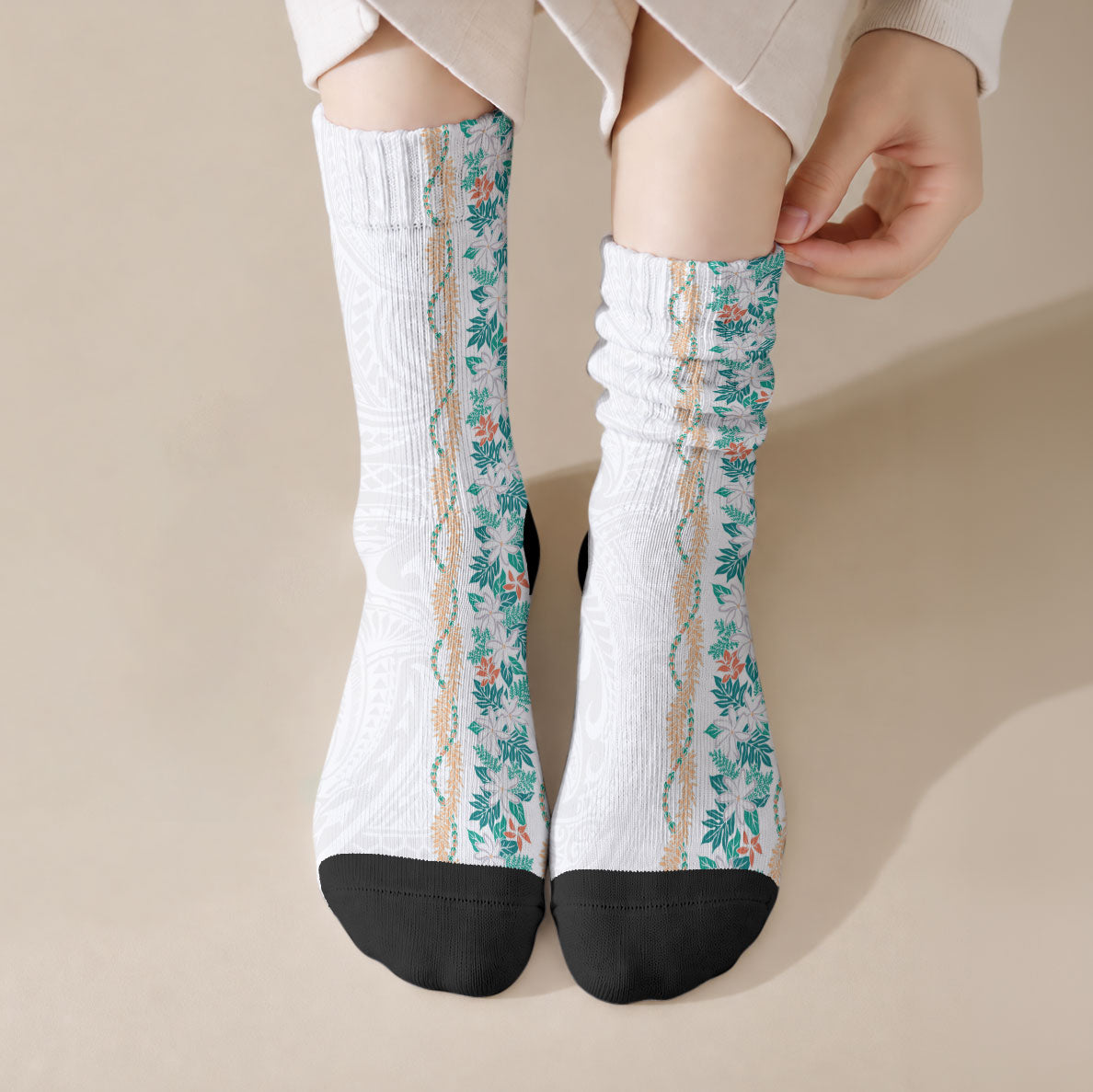 Monstera Tiare Plumeria Crew Socks Teal Polynesian Pattern LT01 Crew Socks Teal - Polynesian Pride