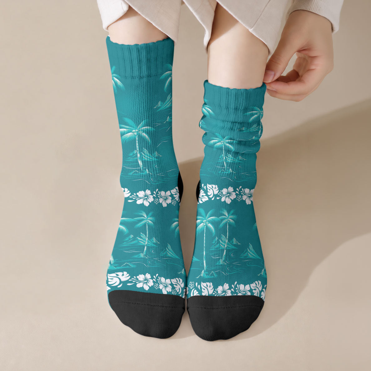 Cyan Hawaii Palm Tree Hibiscus Crew Socks Fantasy Summer Vibe LT01 Crew Socks Cyan - Polynesian Pride