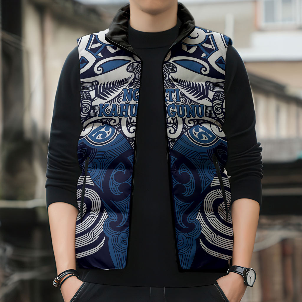 Personalised Maori Ngati Kahungunu Sleeveless Puffer Jacket Silver Fern Kowhaiwhai Art