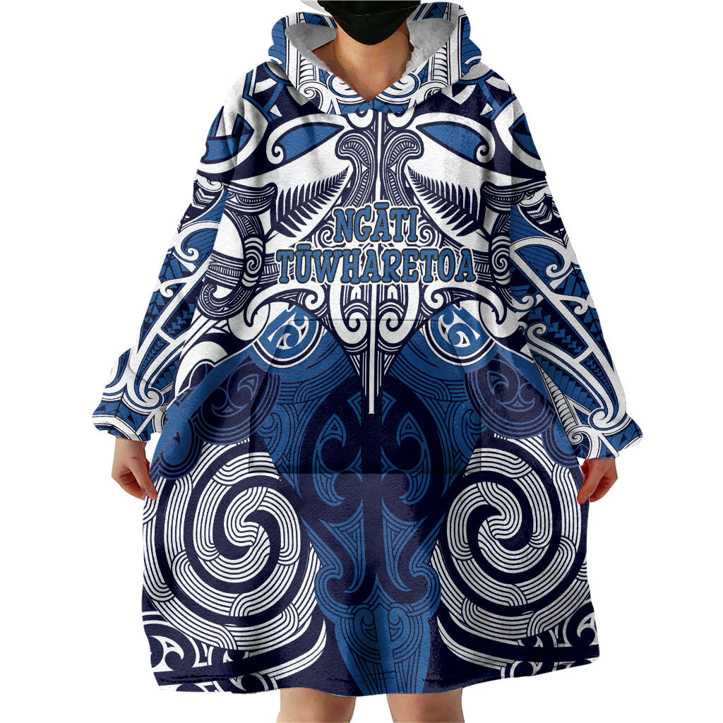 Personalised Maori Ngati Tuwharetoa Wearable Blanket Hoodie Silver Fern Kowhaiwhai Art