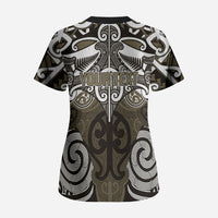 Personalised Maori Waikato Tainui Scrub Top Silver Fern Kowhaiwhai Art