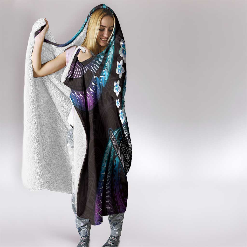 Hawaii Shaka Sign Hooded Blanket Fantastic Frangipani Amethyst Gradient