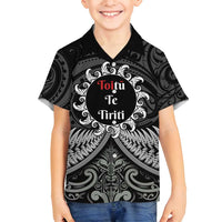 Personalised Toitu Te Tiriti Aotearoa Silver Fern Family Matching Puletasi and Hawaiian Shirt New Zealand Maori Pattern LT01 Son's Shirt Black - Polynesian Pride
