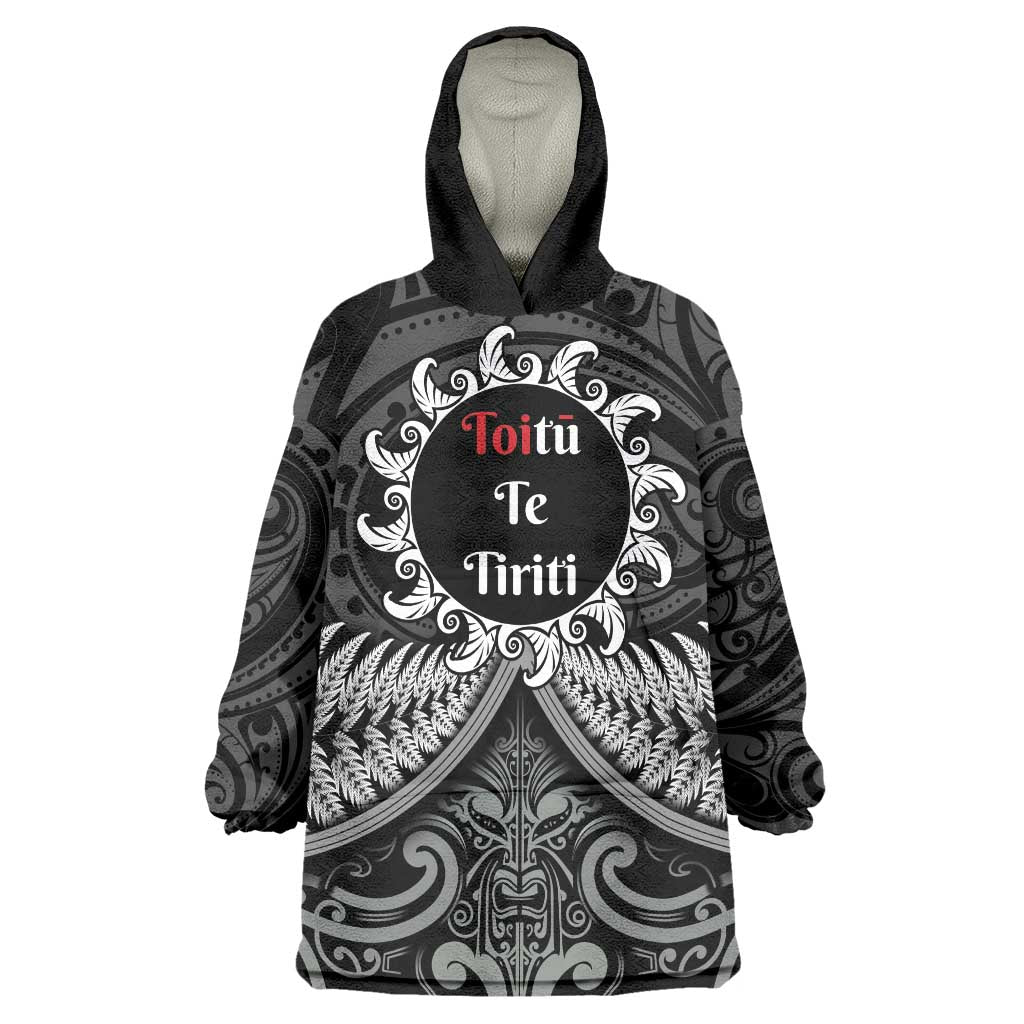 Personalised Toitu Te Tiriti Aotearoa Silver Fern Wearable Blanket Hoodie New Zealand Maori Pattern LT01 One Size Black - Polynesian Pride