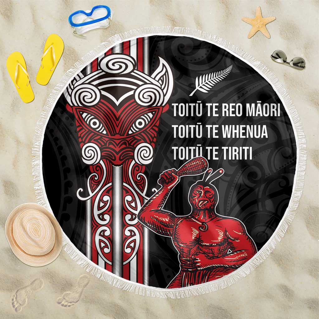 Toitu Te Reo Maori Toitu Te Whenua Toitu Te Tiriti Beach Blanket Maori Warrior New Zealand LT01 One Size 150cm Black - Polynesian Pride