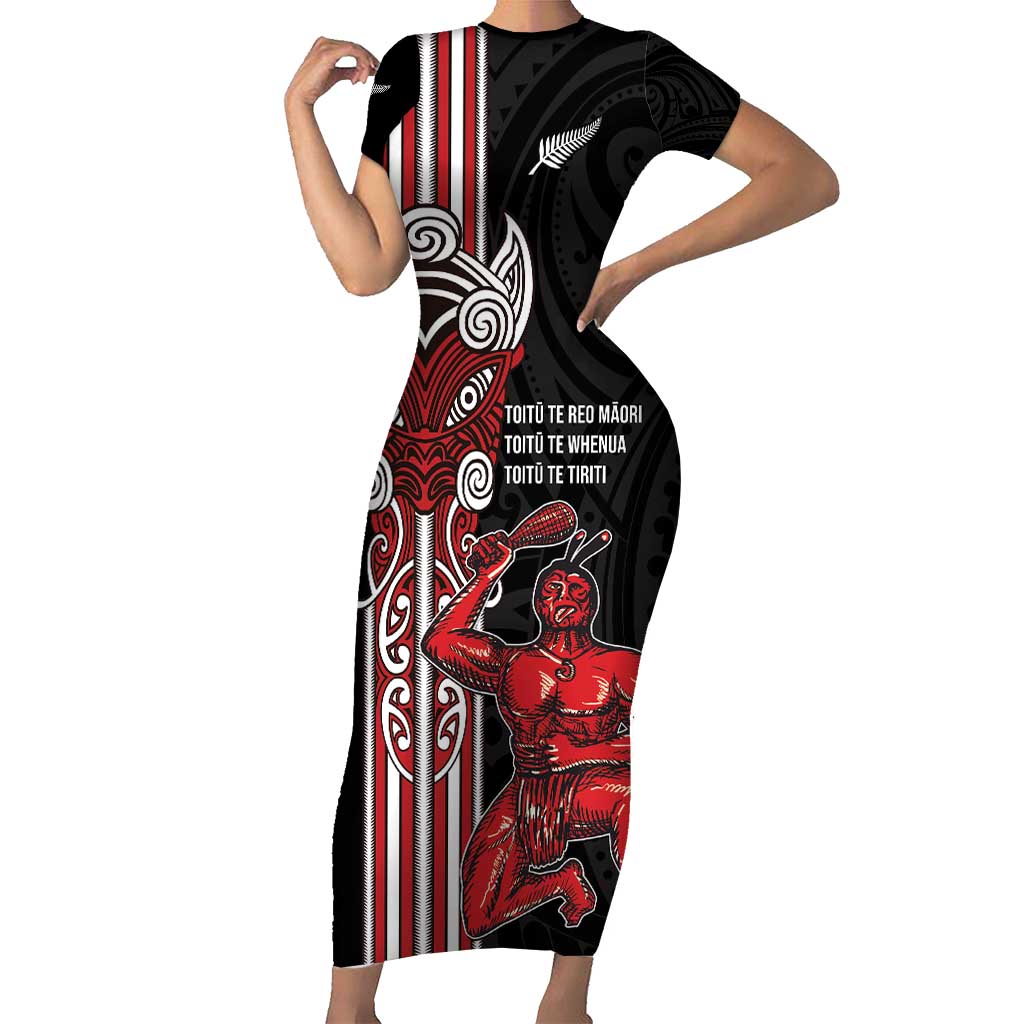 Toitu Te Reo Maori Toitu Te Whenua Toitu Te Tiriti Family Matching Short Sleeve Bodycon Dress and Hawaiian Shirt Maori Warrior New Zealand LT01 Mom's Dress Black - Polynesian Pride