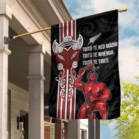 Toitu Te Reo Maori Toitu Te Whenua Toitu Te Tiriti Garden Flag Maori Warrior New Zealand LT01 House Flag Black - Polynesian Pride