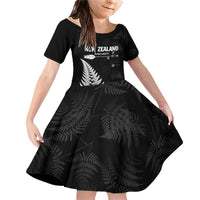 Personalised New Zealand 2025 Archery Family Matching Off Shoulder Short Dress and Hawaiian Shirt Aotearoa Silver Arrows Black LT01 Daughter's Dress Black - Polynesian Pride