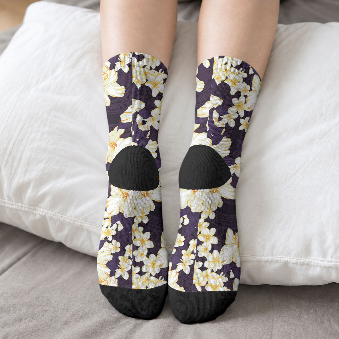 Hawaii Hibiscus Plumeria Purple Crew Socks Polynesian Pattern