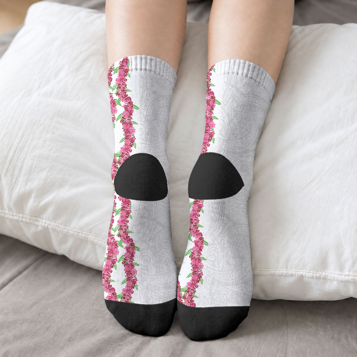 Hawaii Aalii Lei Crew Socks Aalii Ku Makani