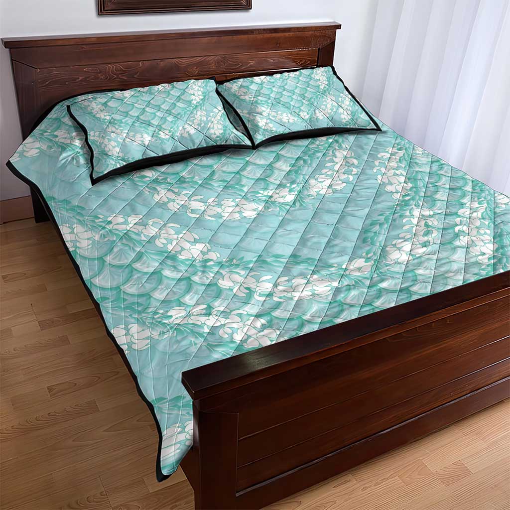 Light Turquoise Mermaid Puakenikeni Maile Lei Quilt Bed Set