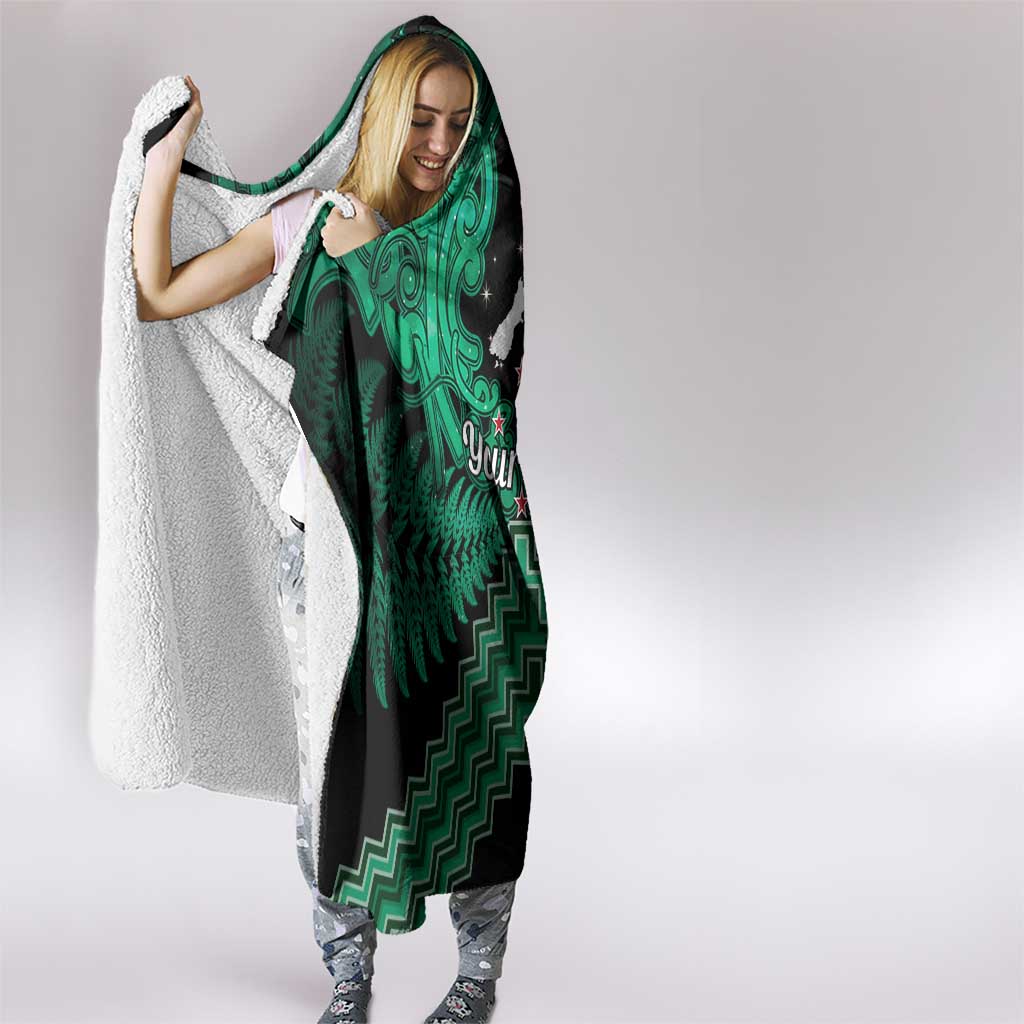 Personalised Aotearoa Matariki Hooded Blanket Green Fern Maori Poutama