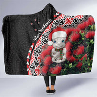 New Zealand Christmas Meri Kirihimete Hooded Blanket Santa Hei Tiki Pohutukawa LT01 One Size Black - Polynesian Pride