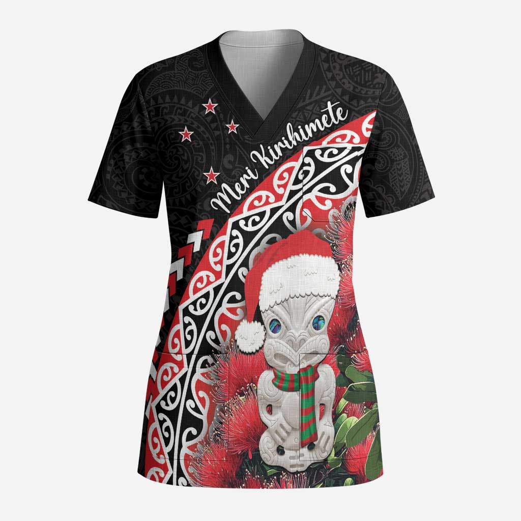 New Zealand Christmas Meri Kirihimete Scrub Top Santa Hei Tiki Pohutukawa - Polynesian Pride