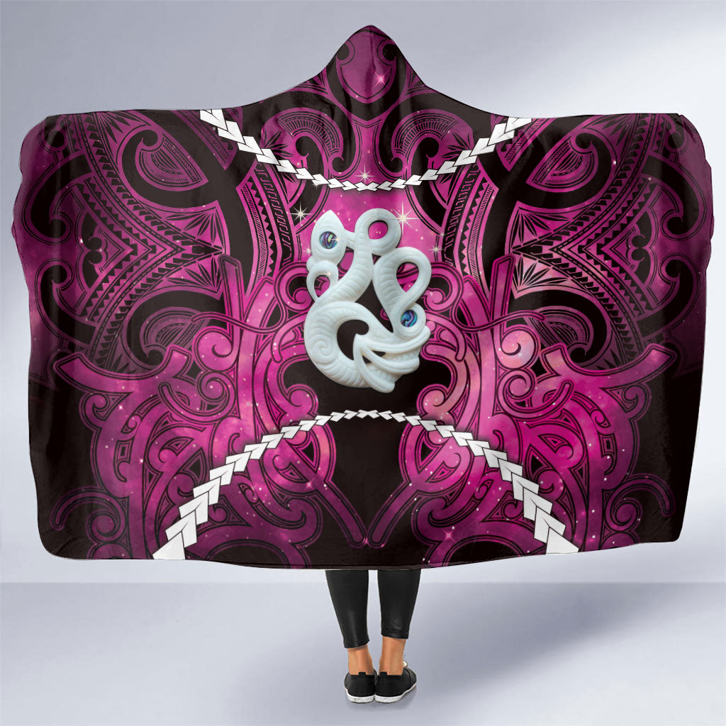 Maori Matariki Manaia Mawhero Hooded Blanket Maori Kowhaiwhai Pattern Galaxy
