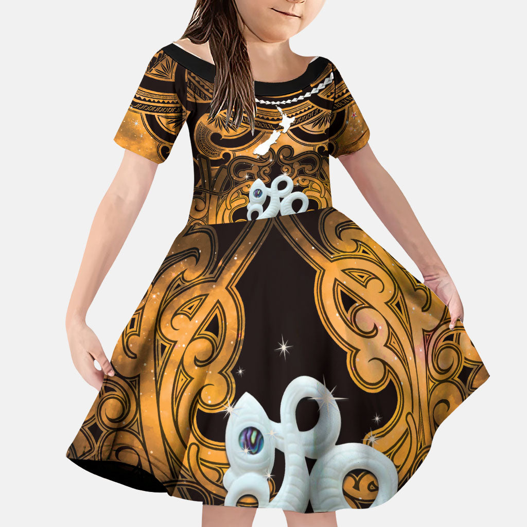 Personalised Maori Matariki Manaia Kowhai Family Matching Off Shoulder Maxi Dress and Hawaiian Shirt Maori Kowhaiwhai Pattern Galaxy LT01 Daughter's Dress Yellow - Polynesian Pride
