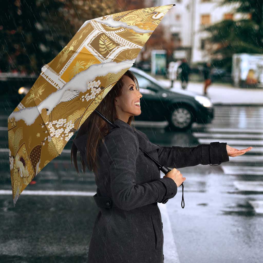 Hawaii Japanese Culture Gold Umbrella Spring Cranes Aloha Pattern