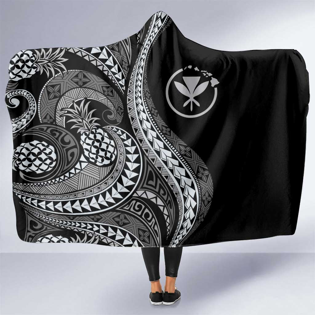 Hawaii Pineapple Gray Scale Tribal Pattern Hooded Blanket LT01 One Size Black - Polynesian Pride