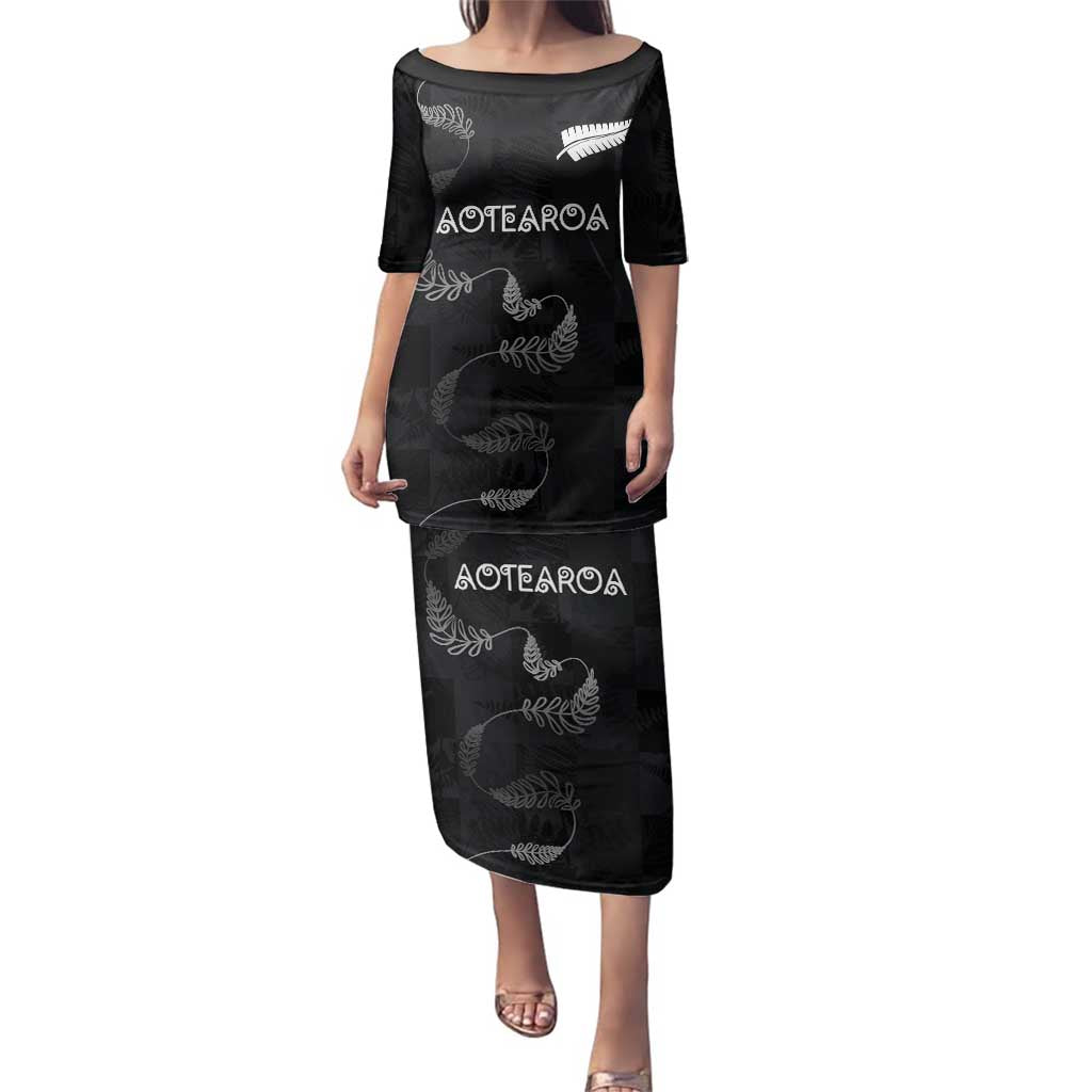 Custom New Zealand Rugby Family Matching Puletasi and Hawaiian Shirt All Silver Ferns Blacks LT03 Mom's Dress Black - Polynesian Pride