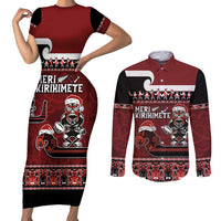 New Zealand Christmas Couples Matching Short Sleeve Bodycon Dress and Long Sleeve Button Shirt Meri Kirihimete Aotearoa Warrior on Waka with Maori Art Tattoo LT03 Red - Polynesian Pride