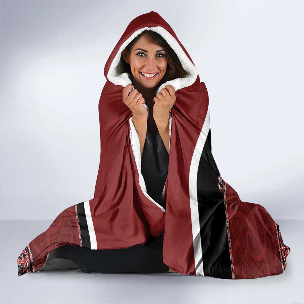 New Zealand Christmas Hooded Blanket Meri Kirihimete Aotearoa Warrior on Waka with Maori Art Tattoo LT03 - Polynesian Pride