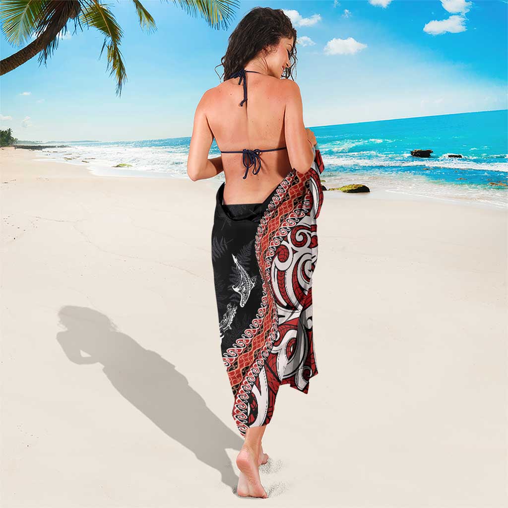 Aotearoa Maori Stylized Koru - Silver Ferns Sarong