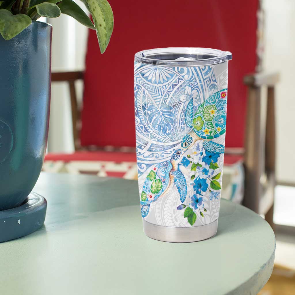 Hawaiian Couple Turtles Honi Tumbler Cup Polynesian Art Motifs and Hibiscus White Blue Color - Polynesian Pride