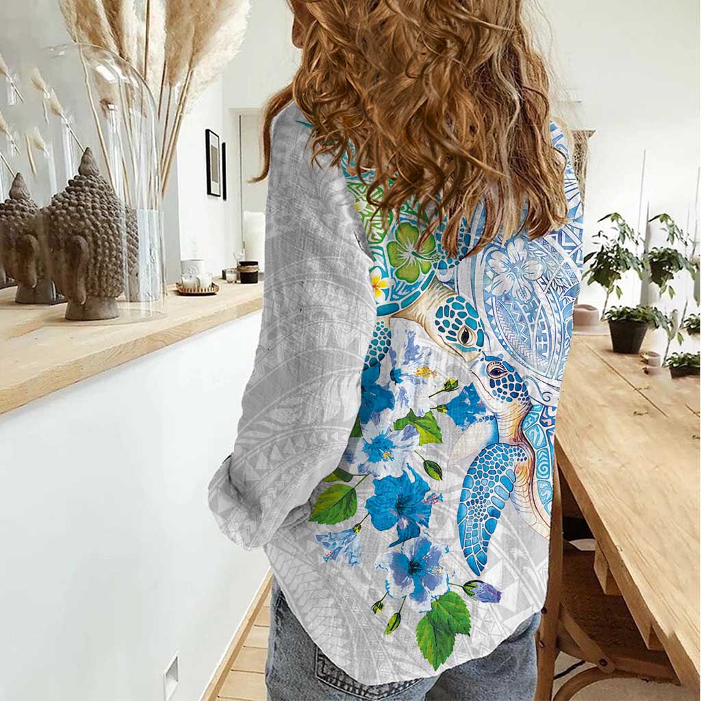 Hawaiian Couple Turtles Honi Women Casual Shirt Polynesian Art Motifs and Hibiscus White Blue Color LT03 - Polynesian Pride