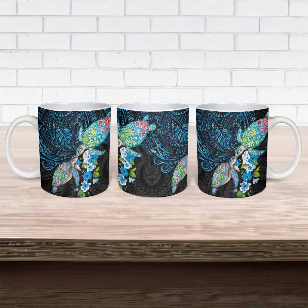 Hawaiian Couple Turtles Honi Ceramic Mug Polynesian Art Motifs and Hibiscus Black Blue Color - Polynesian Pride