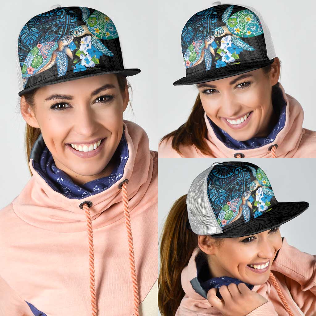 Hawaiian Couple Turtles Honi Mesh Trucker Cap Polynesian Art Motifs and Hibiscus Black Blue Color - Polynesian Pride