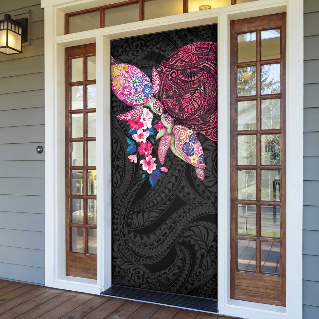 Hawaiian Couple Turtles Honi Door Cover Polynesian Art Motifs and Hibiscus Black Red Color LT03 - Polynesian Pride