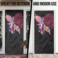 Hawaiian Couple Turtles Honi Door Cover Polynesian Art Motifs and Hibiscus Black Red Color LT03 - Polynesian Pride