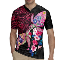 Hawaiian Couple Turtles Honi Rugby Jersey Polynesian Art Motifs and Hibiscus Black Red Color - Polynesian Pride