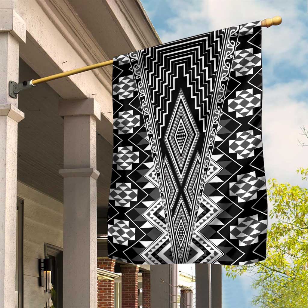 Aotearoa Tukutuku and Poutama Motif Classic Garden Flag LT03 House Flag Gray - Polynesian Pride