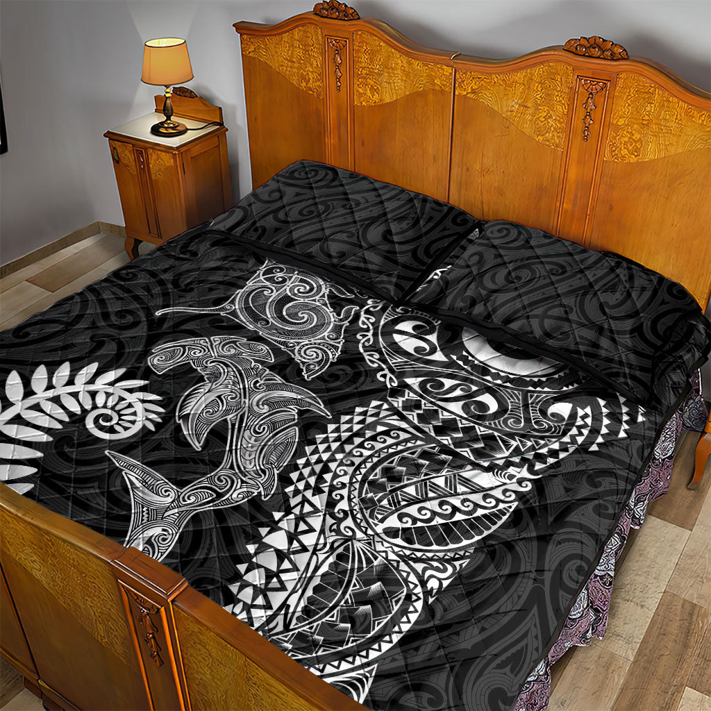 Aotearoa Maori Sea Animals Tribal Quilt Bed Set Manta Ray and Shark Moko Pattern Black Color