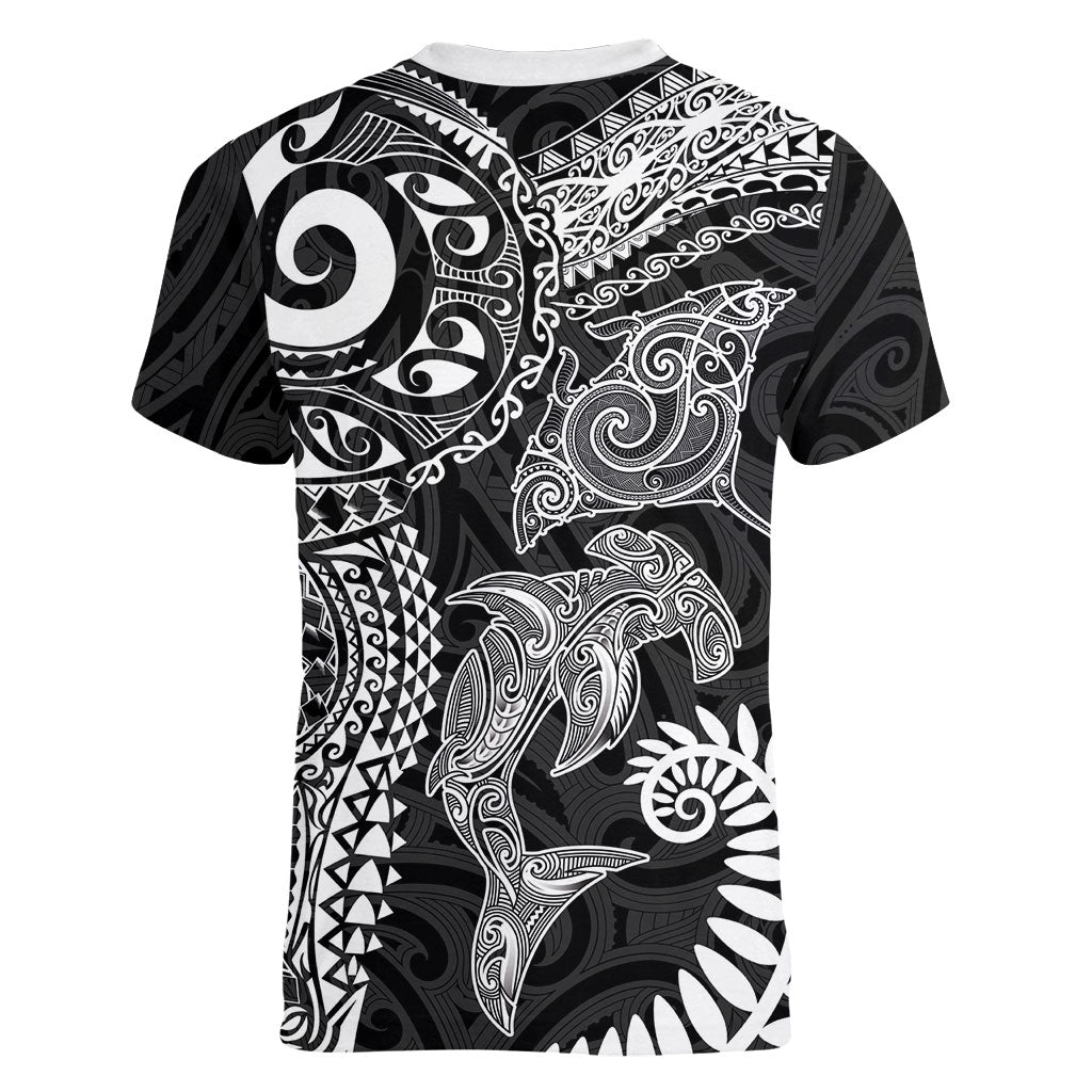 Aotearoa Maori Sea Animals Tribal Women V-Neck T-Shirt Manta Ray and Shark Moko Pattern Black Color LT03 - Polynesian Pride