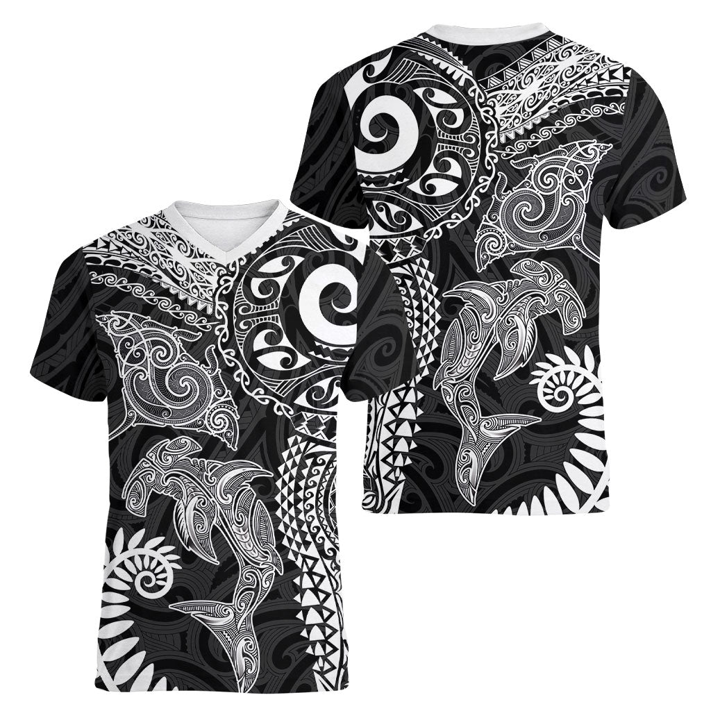 Aotearoa Maori Sea Animals Tribal Women V-Neck T-Shirt Manta Ray and Shark Moko Pattern Black Color LT03 - Polynesian Pride