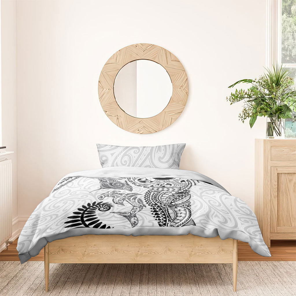 Aotearoa Maori Sea Animals Tribal Bedding Set Manta Ray and Shark Moko Pattern White Color