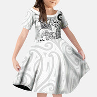 Aotearoa Maori Sea Animals Tribal Family Matching Off Shoulder Maxi Dress and Hawaiian Shirt Manta Ray and Shark Moko Pattern White Color LT03 Daughter's Dress White - Polynesian Pride