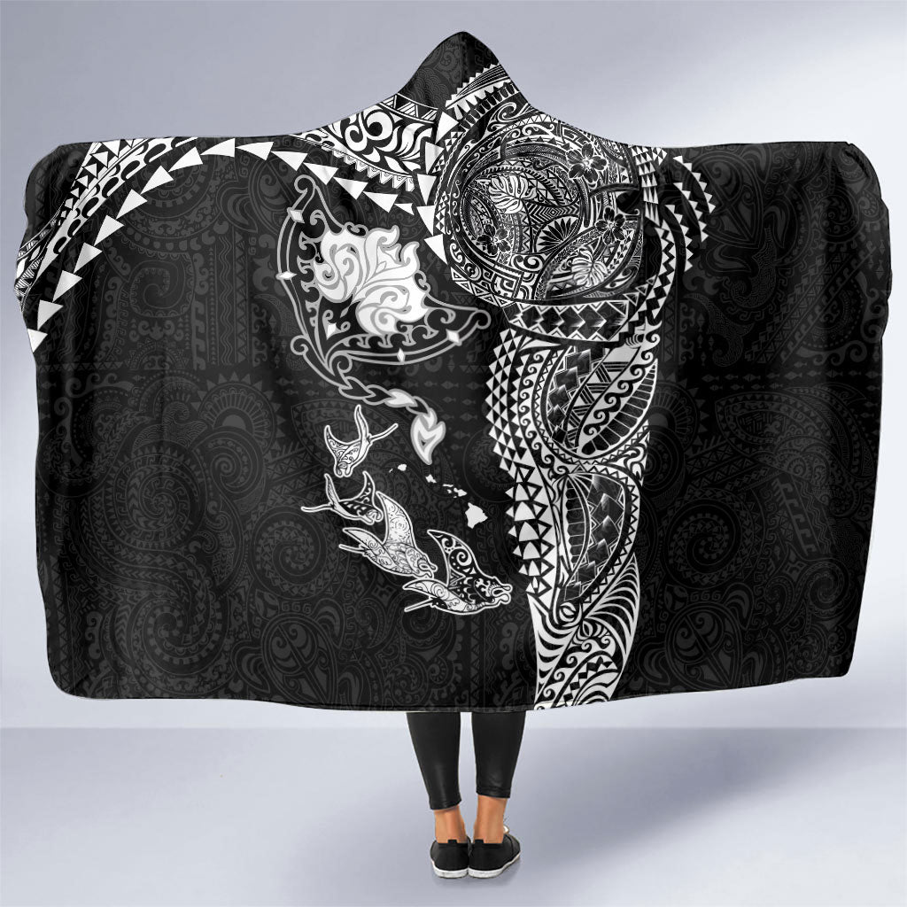 Hawaiian Manta Ray Tribal Hooded Blanket Polynesian Art Motifs Black Color
