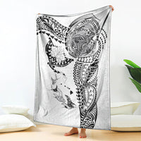 Hawaiian Manta Ray Tribal Blanket Polynesian Art Motifs White Color