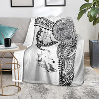 Hawaiian Manta Ray Tribal Blanket Polynesian Art Motifs White Color