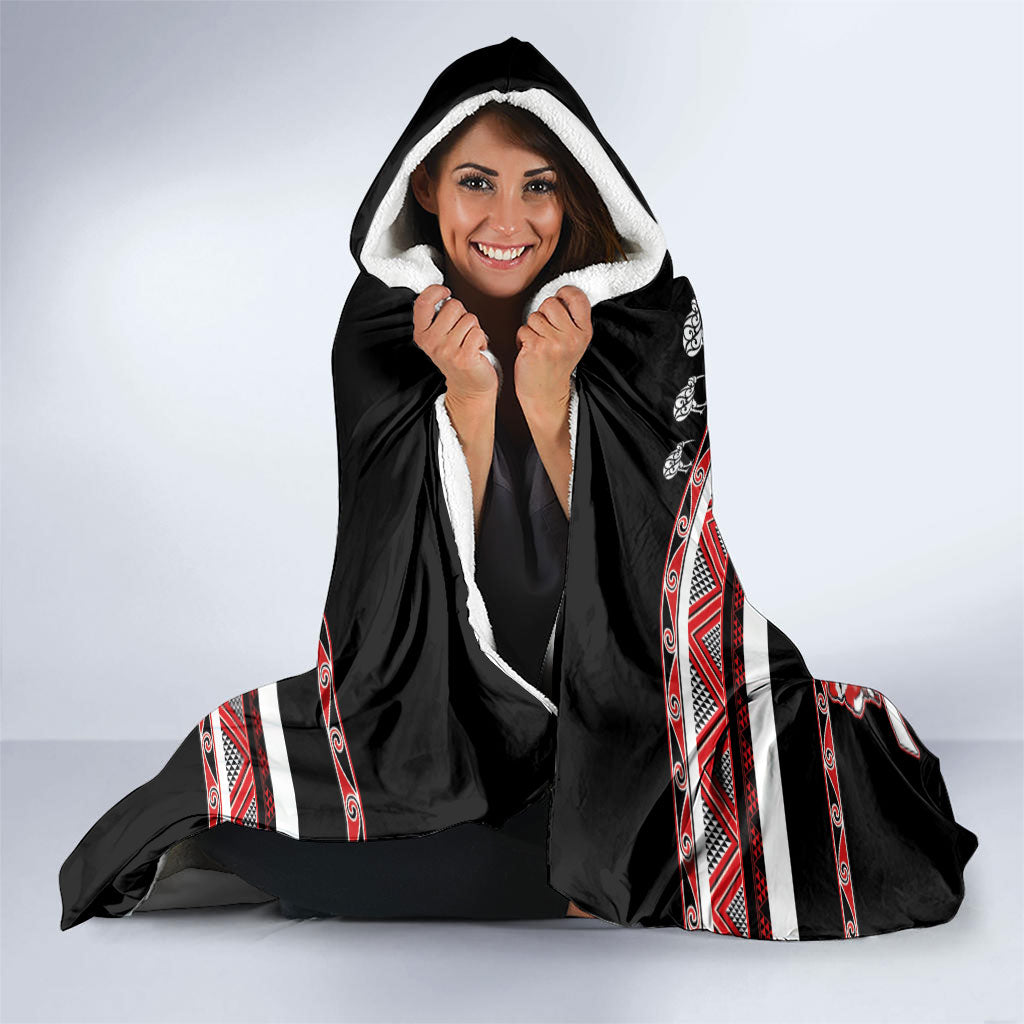 New Zealand Christmas Hooded Blanket Funny Santa Claus Haka Dance with Tukutuku