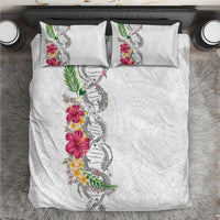 Hawaii DNA Kakau Tattoo Bedding Set with Plumeria and Hibiscus Tropical Plants White Color