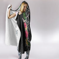 Hawaii DNA Kakau Tattoo Hooded Blanket with Plumeria and Hibiscus Tropical Plants Black Color
