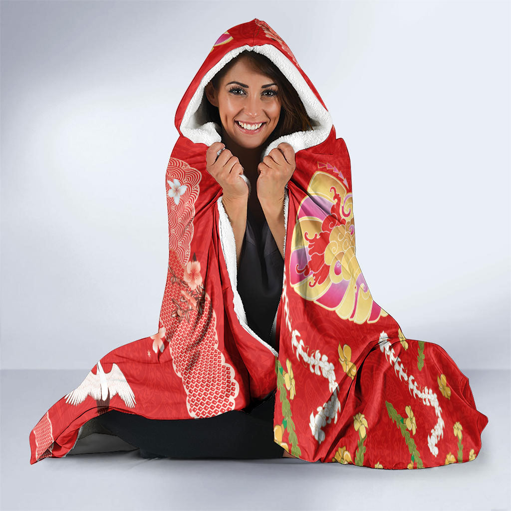 Hawaiian and Japanese Culture Together Hooded Blanket Kakau Tribal Pattern and Irezumi Art Red Color