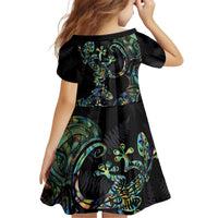 New Zealand Gecko Maori Art Tattoo Kid Short Sleeve Dress Silver Fern and Paua Shell Mode LT03 - Polynesian Pride