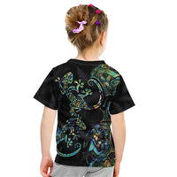 New Zealand Gecko Maori Art Tattoo Kid T Shirt Silver Fern and Paua Shell Mode