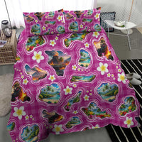 Hawaiian Island Shapes-Iconic Landscape Bedding Set with Plumeria and Palaka Pink Color